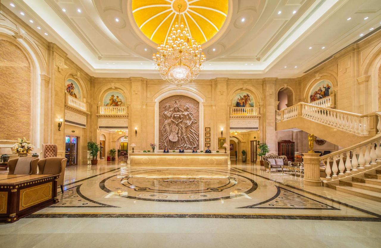 Vienna Classic Hotel Ganzhou Meilin Exterior photo
